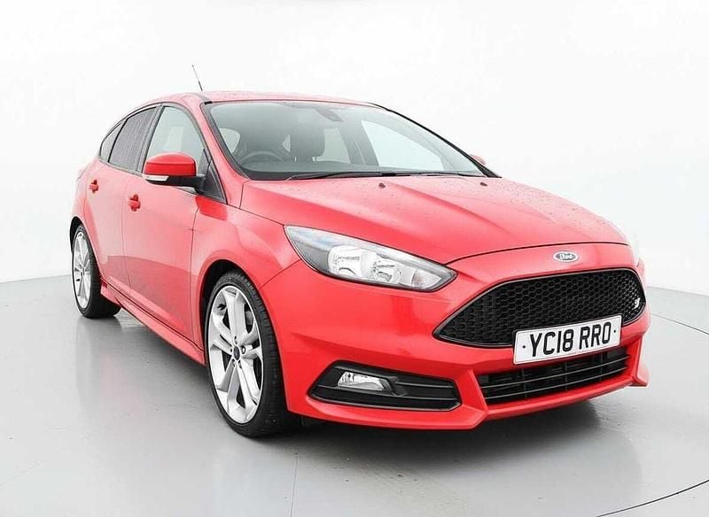Used Ford Focus ST 2018 Red Hatchback
