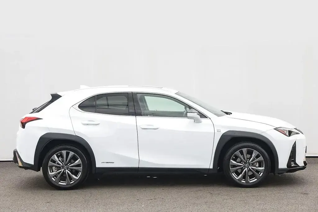 Used Lexus UX 250h Sport Line 2021 White SUV