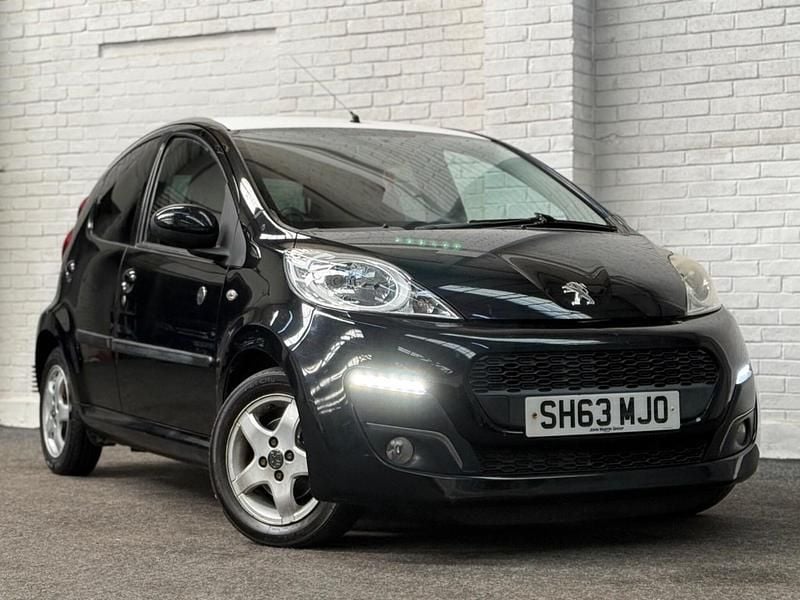 Used Peugeot 107 Envy 68 HP (50 kW) 2013 Black Hatchback