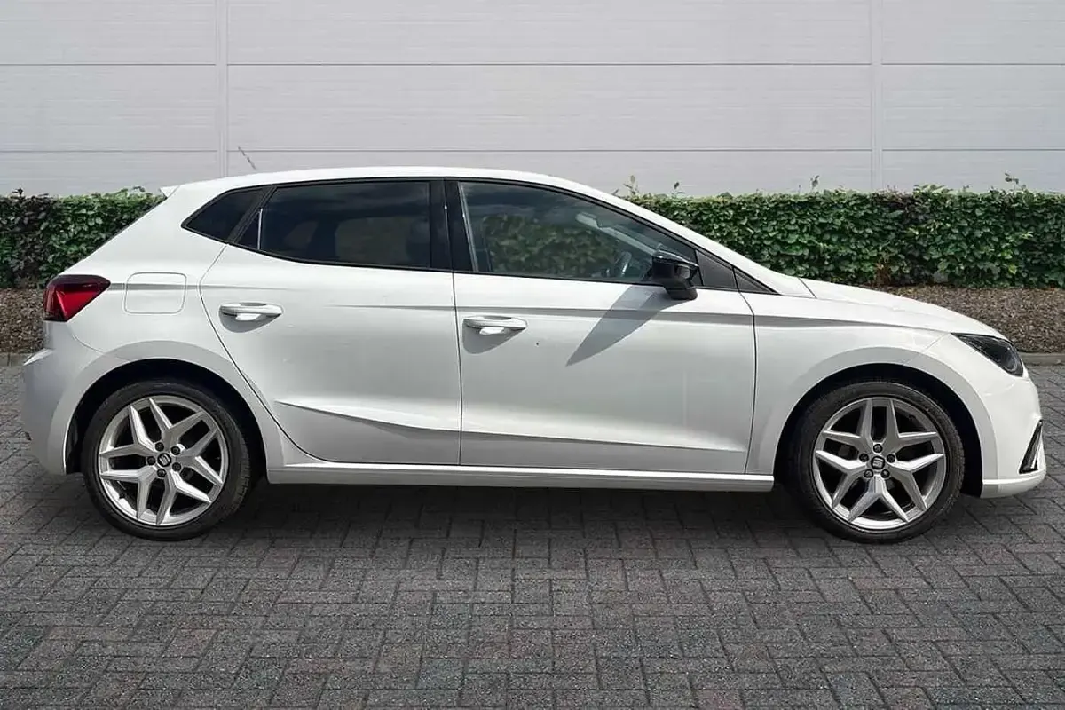 Used Seat Ibiza FR 2020 White Hatchback