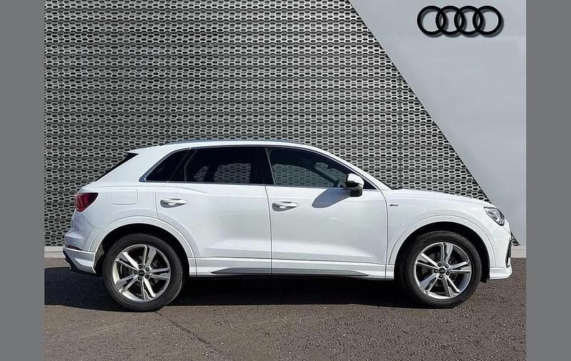 Used Audi Q3 S-Line 147 HP (108 kW) 2025 White SUV