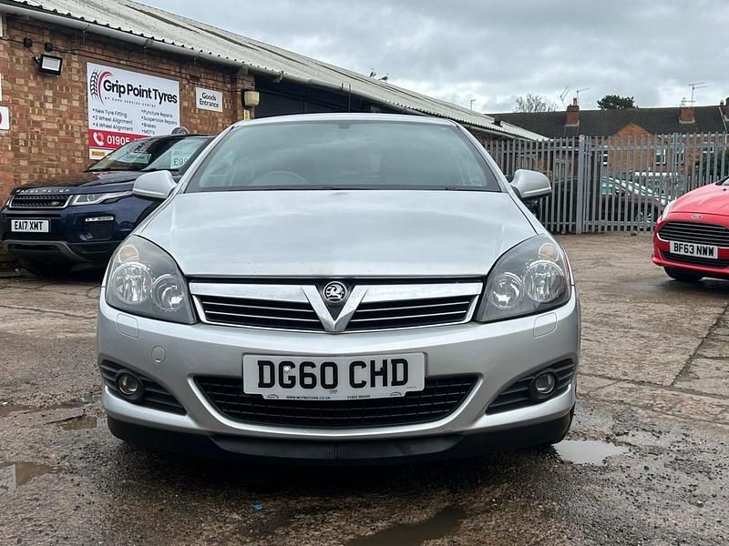 Used Vauxhall Astra SRi 2010 Silver Hatchback