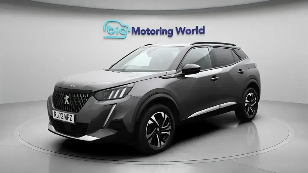 Second-hand Peugeot 2008 GT 130 CP (95 kW) 2023 Gri SUV
