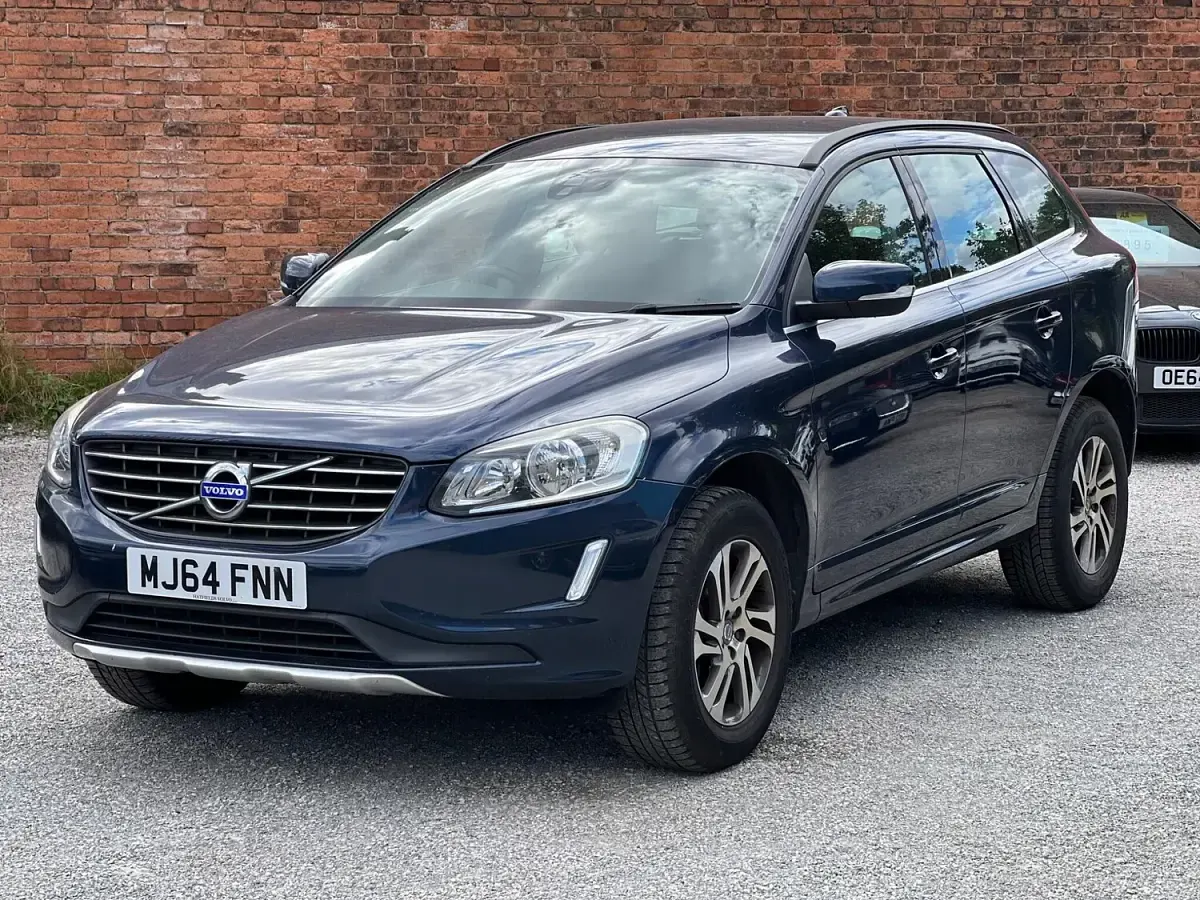 Used Volvo XC60 SE 181 HP (133 kW) 2014 Blue SUV