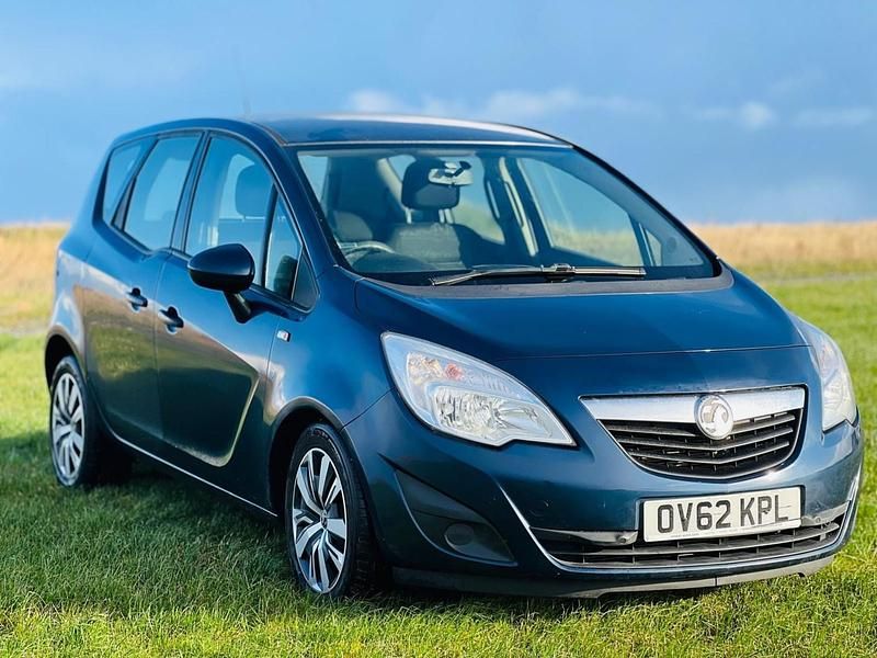 Blue Used 2012 Vauxhall Meriva MPV | £2,995 (Fair price) - Image 1/4