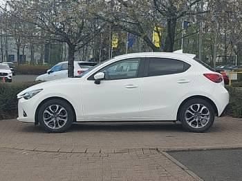 Used Mazda 2 Inclusive 90 HP (66 kW) 2019 White Hatchback