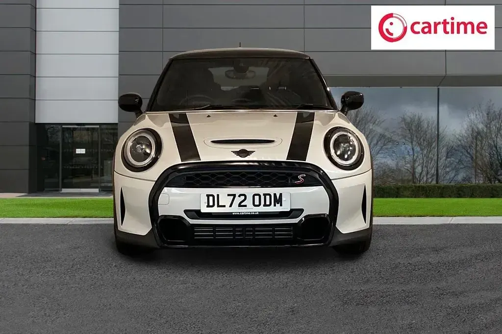 Used Mini Cooper S Exclusive 178 HP (130 kW) 2023 White Hatchback
