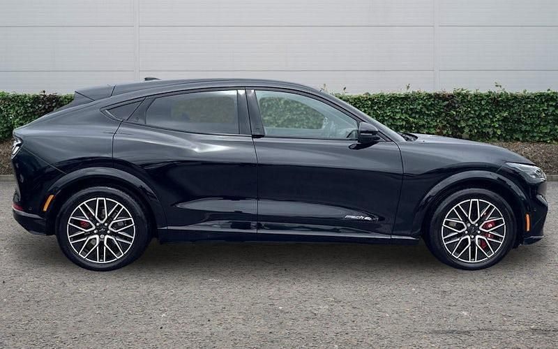 Used Ford Mustang Premium 370 HP (272 kW) 2024 Estate