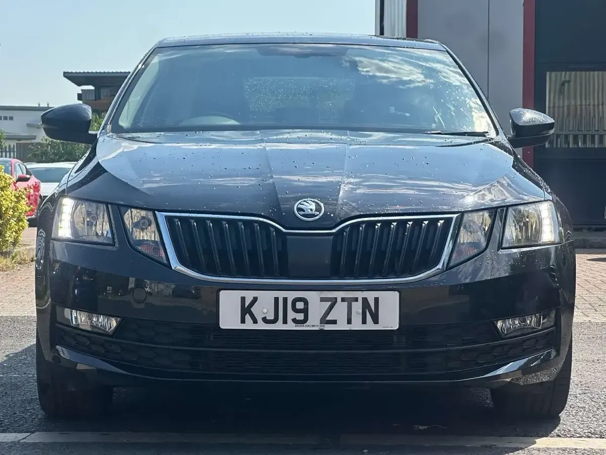 Used Skoda Octavia SE Technology 150 HP (110 kW) 2019 Black Hatchback