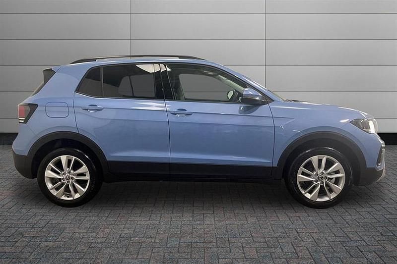 New VW T-Cross Match 95 HP (69 kW) 2026 Clear blue SUV