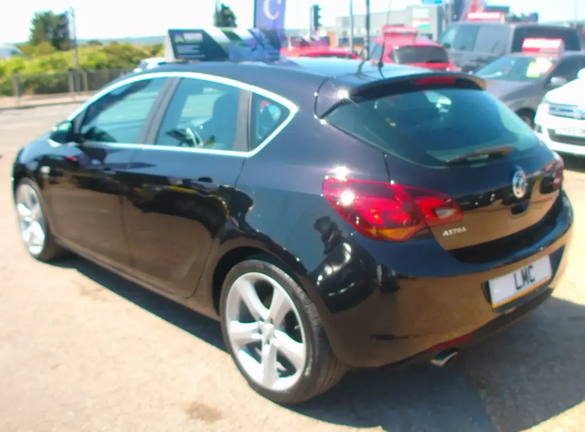 Used Vauxhall Astra SRi 2010 Black Hatchback