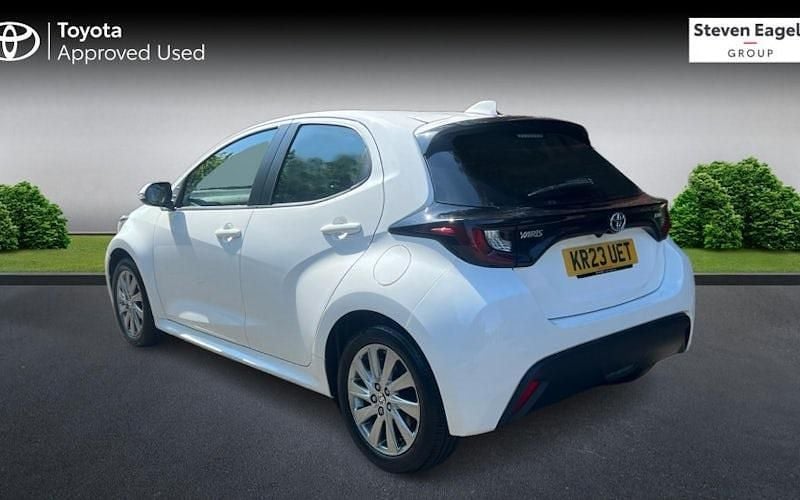 Used Toyota Yaris Hybrid 116 HP (85 kW) 2025 Hatchback