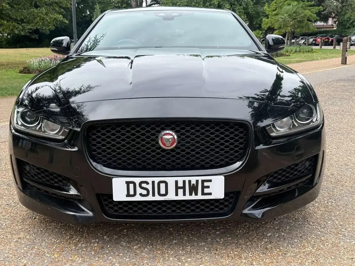Used Jaguar XE R-Sport 180 HP (132 kW) 2017 Black Sedan