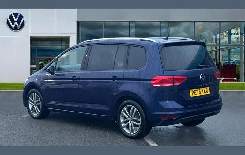 Used VW Touran Match 147 HP (108 kW) 2025 Blue MPV