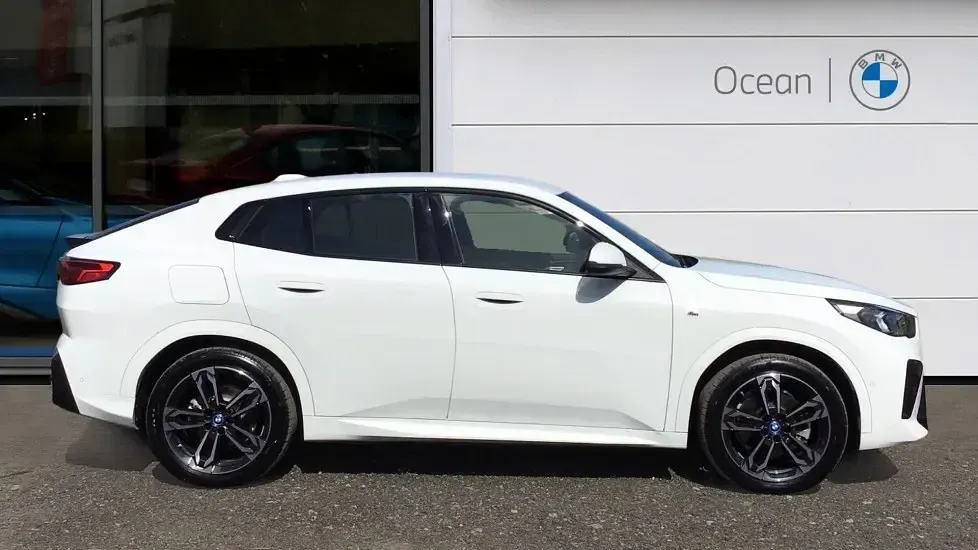 Used BMW iX2 M Sport 230 kW (313 HP) 2025 White SUV