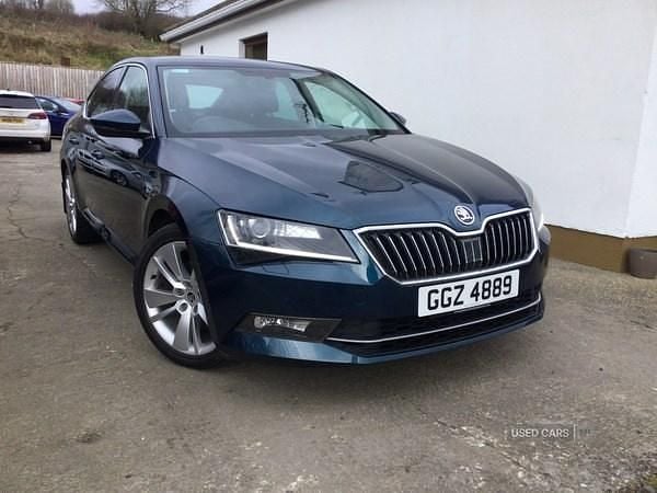 Used Skoda Superb SE L Executive 150 HP (110 kW) 2017 Blue Hatchback