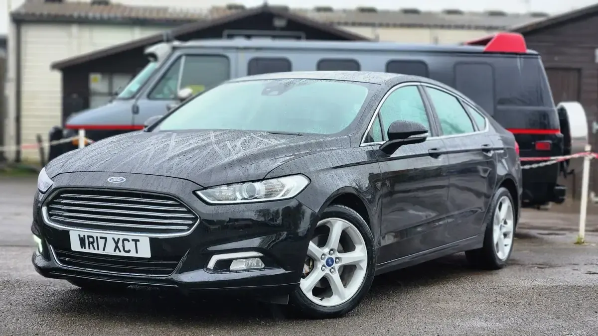 Usado Ford Mondeo Titanium 2017 Preto Citadino