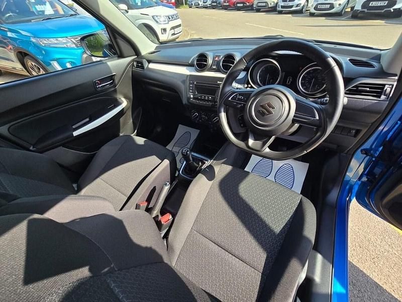 Usado Suzuki Swift SZ3 90 HP (66 kW) 2020 Azul Citadino