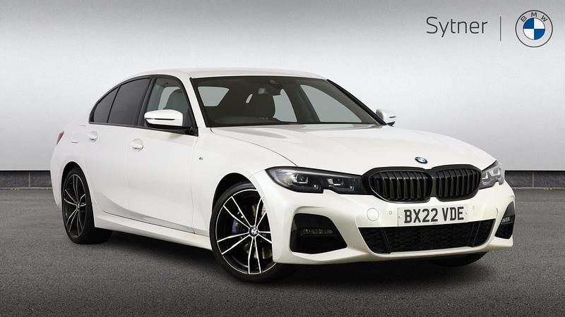 White Used 2022 BMW 320 M Sport | £23,500 (Fair price) - Image 1/4