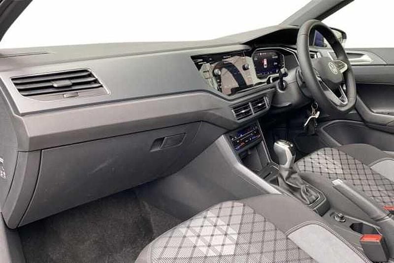 Used VW Polo R-line 115 HP (84 kW) 2025 Purple Hatchback