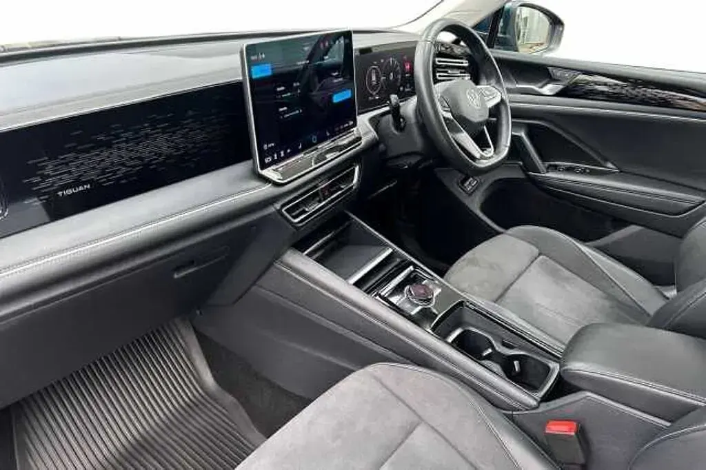 Używany VW Tiguan 204 KM (150 kW) 2025 SUV