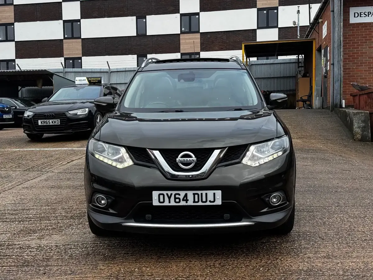 Used Nissan X-Trail Tekna 130 HP (95 kW) 2014 Green SUV