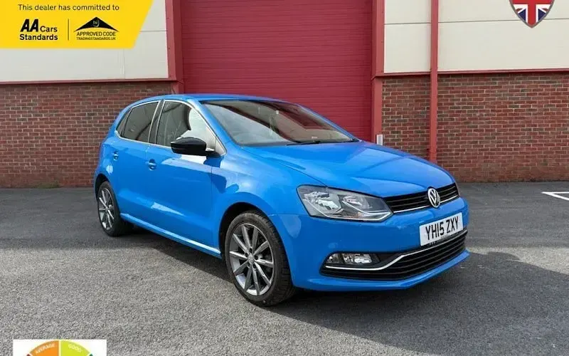 Käytetty VW Polo Design 90 HP (66 kW) 2015 Viistoperä