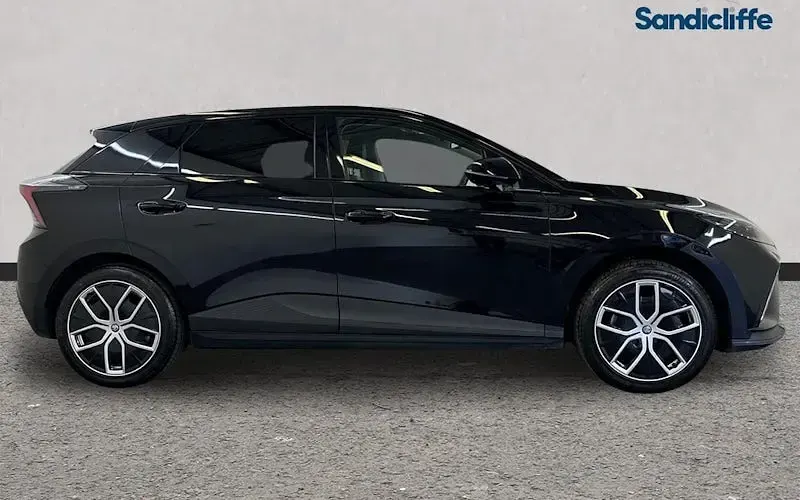 Used MG MG4 EV Trophy 150 kW (204 HP) 2025 Black Hatchback