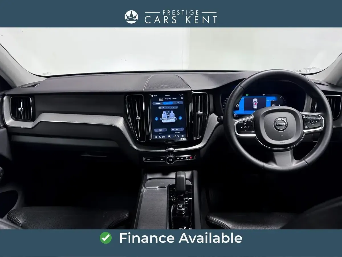 Used Volvo XC60 Plus 197 HP (144 kW) 2023 Black SUV