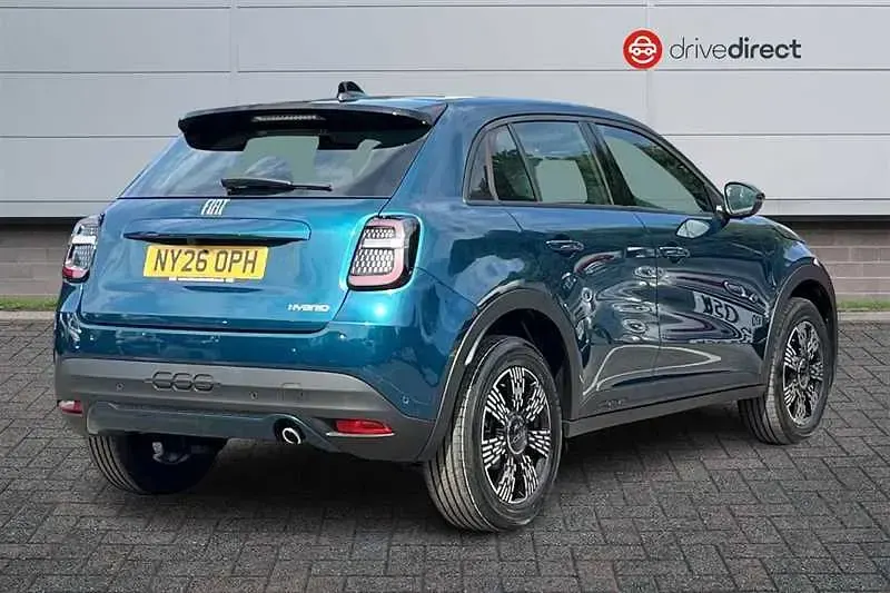 New Fiat 600 Icon 100 HP (73 kW) 2026 Green SUV