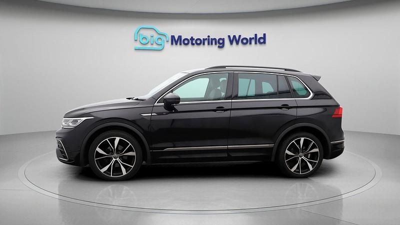 Used VW Tiguan R-line 148 HP (108 kW) 2020 Black SUV