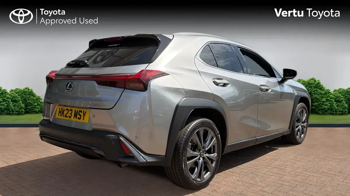 Used Lexus UX Sport Design Packet 184 HP (135 kW) 2023 Sonic titanium (1j7) SUV