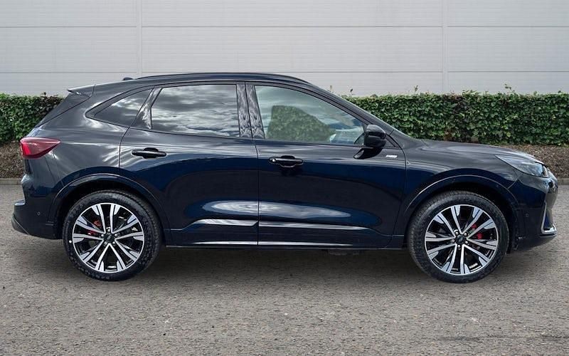 Used Ford Kuga ST-Line X 242 HP (177 kW) 2025 Black SUV