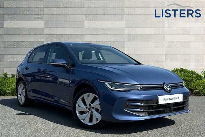 Anemone blue Used 2024 VW Golf VIII Match Hatchback | £23,490 (Fair price) - Image 1/4