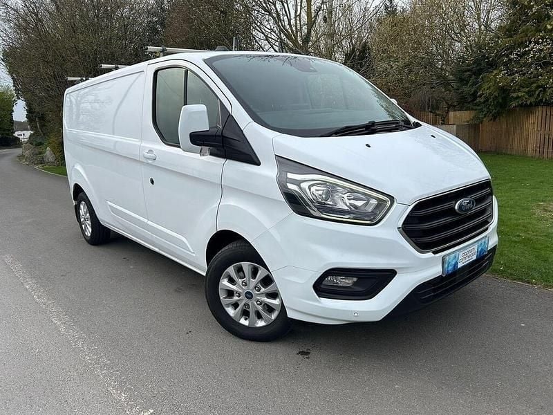 Used Ford Transit Custom Limited 170 HP (125 kW) 2019 White Van