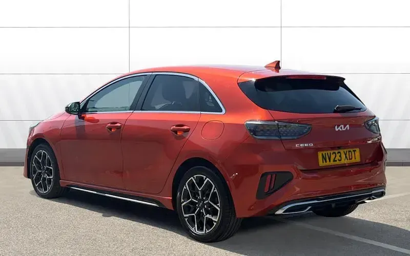 Used Kia Ceed GT-Line 160 HP (117 kW) 2023 Orange Hatchback