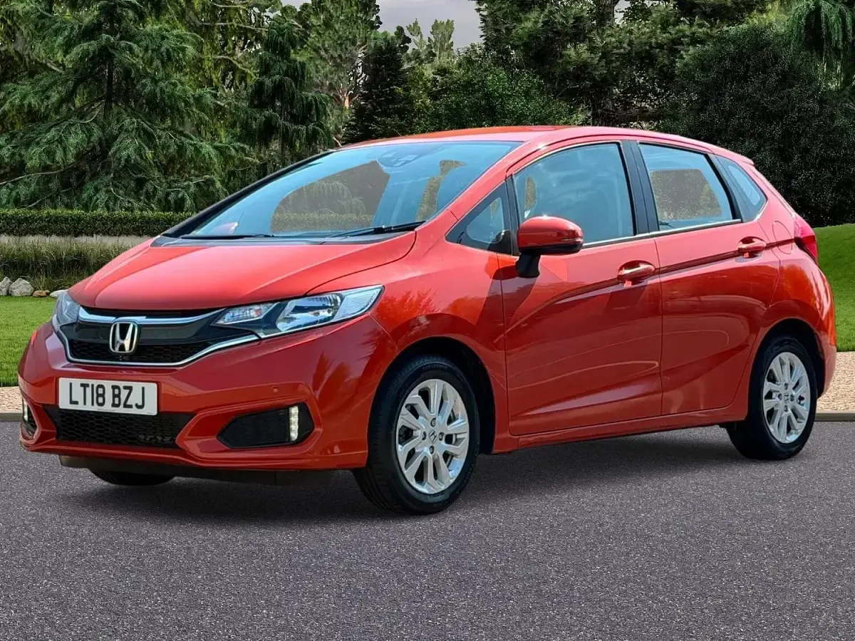 Used Honda Jazz SE 102 HP (75 kW) 2018 Orange Hatchback