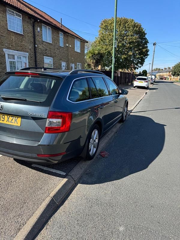 Grey Used 2019 Skoda Octavia SE Technology Estate | £5,100 (Expensive) - Image 1/4