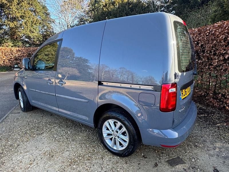 Used VW Caddy Highline 102 HP (75 kW) 2017 Grey MPV