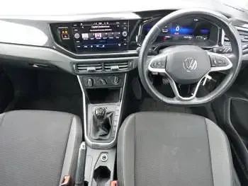 Used VW Taigo Life 95 HP (69 kW) 2023 White SUV