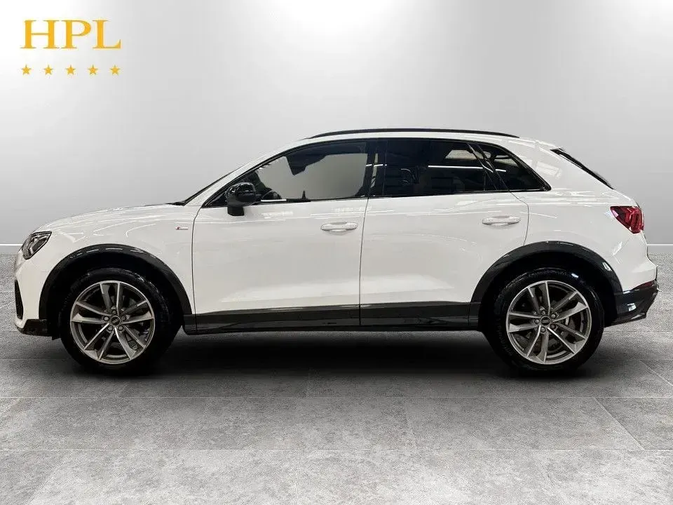 Used Audi Q3 Black Edition 150 HP (110 kW) 2022 White SUV