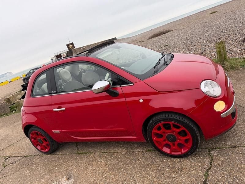 Used Fiat 500 Lounge 69 HP (50 kW) 2009 Red Cabriolet