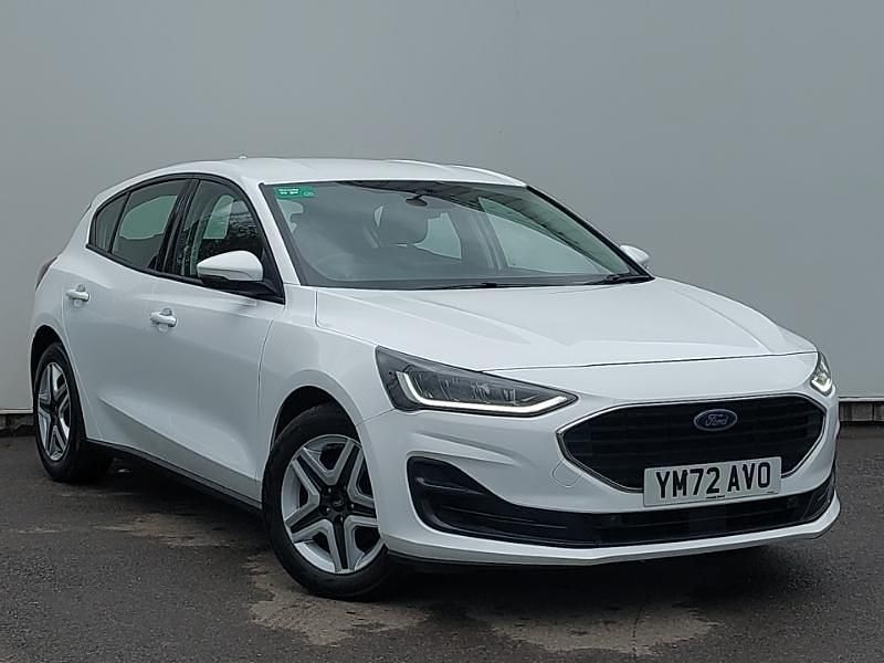 Used Ford Focus Trend 125 HP (91 kW) 2023 White Hatchback
