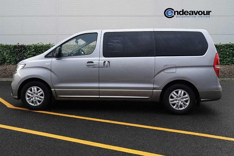 Used Hyundai I800 SE 136 HP (100 kW) 2019 Silver MPV