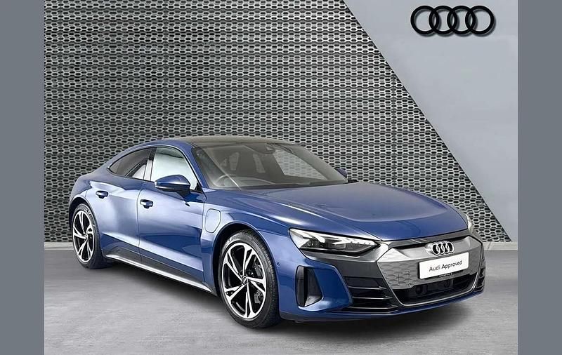 Used Audi e-tron GT quattro Comfort 384 kW (523 HP) 2022 Blue Sedan