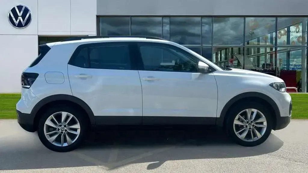 Used VW T-Cross SE 95 HP (69 kW) 2022 White SUV