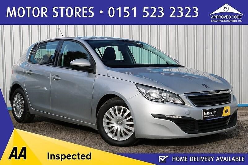 Usado Peugeot 308 Access 100 HP (73 kW) 2015 Prateado Citadino