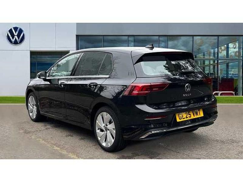 Used VW Golf VIII 204 HP (150 kW) 2025