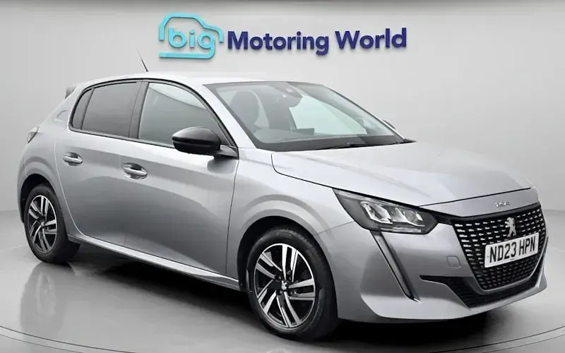 Used Peugeot 208 Active+ 102 HP (75 kW) 2023 Hatchback