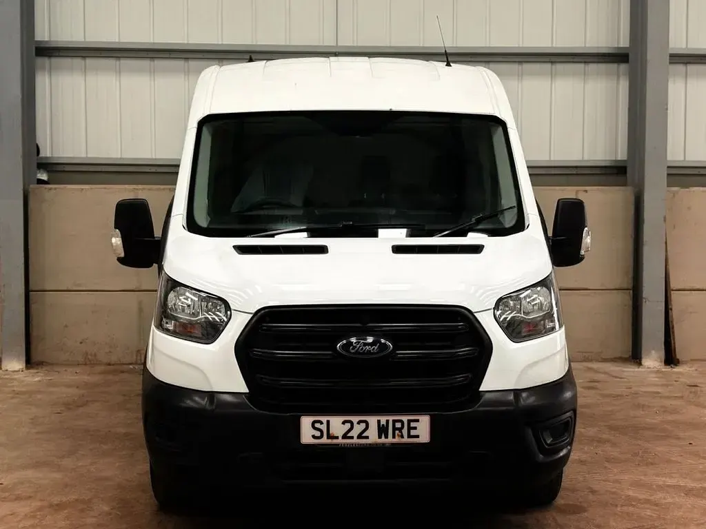 Used Ford Transit 105 HP (77 kW) 2022 White Van